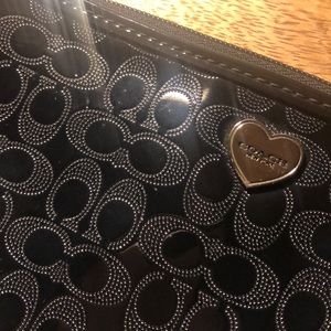 BLACK COACH WRISTLET